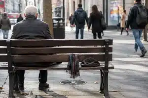 60-Jähriger bei mutmaßlich antisemitischer Tat im Gesicht verletzt, Platzwunde und Hämatome