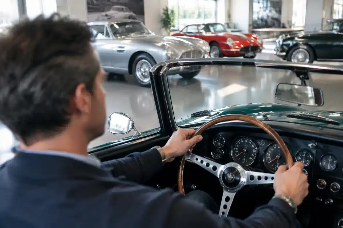 Italiener pflegt Leidenschaft für elegante Wagen aus aller Welt
